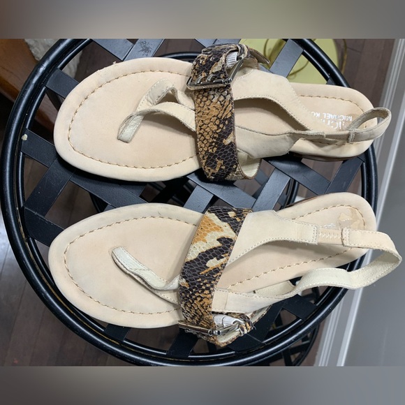 sandals - Picture 1 of 4